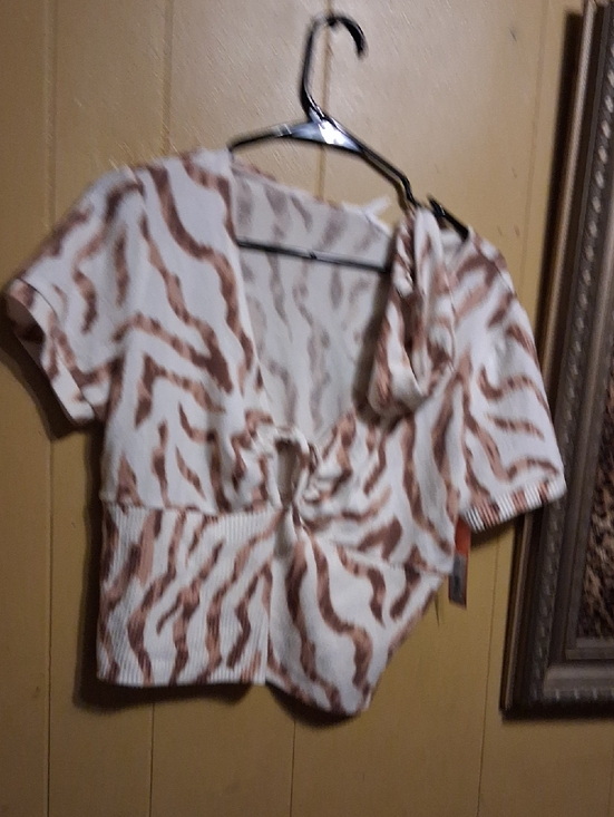 Colsie Tops - Colsie Cream and Brown Tie-Front Zebra Crop Top